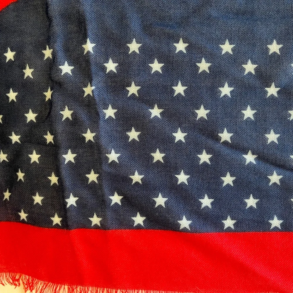 NWT Talbots Parisian Blue & Red Women’s Scarf Wrap Eiffel Tower, NWT - Picture 3 of 7